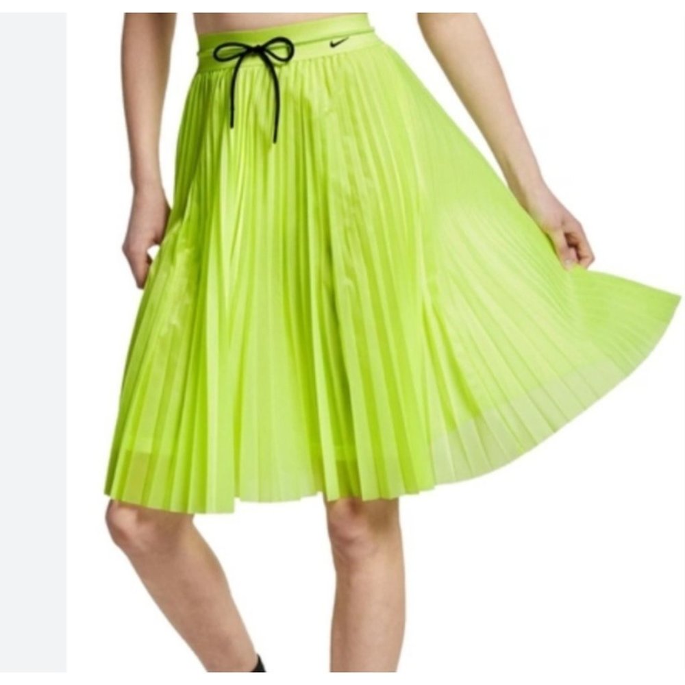 NIKE LAB COLLECTION SKIRT NEON SIZE XS PLEATED LIGHTWEIGHT
